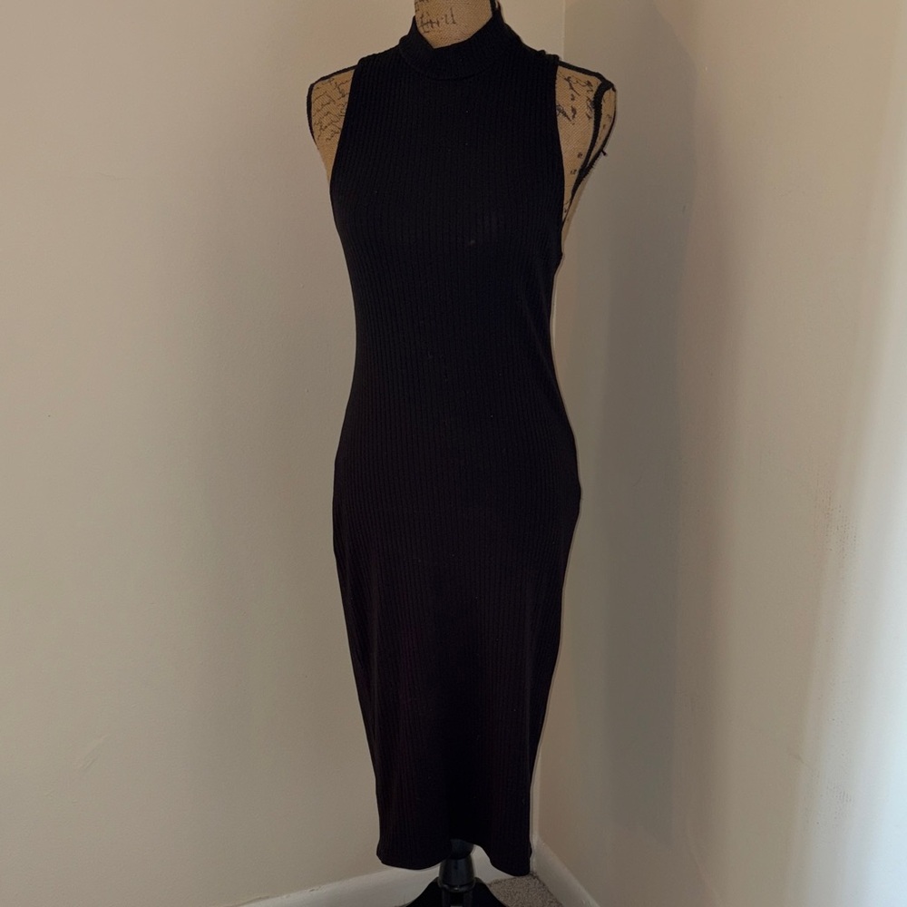 Sleeveless Black Ribbed Midi Dress - Classic Women's Dress